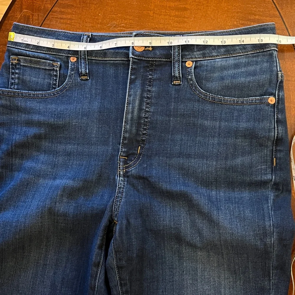 Madewell curvy high-rise skinny jeans. Soft, slimming, stretchy. Medium Blue. 28 - Picture 10 of 13